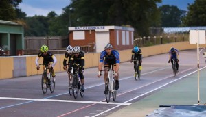 Neil Rutter Wins the Senior A trackcycling 10 lap Scratch